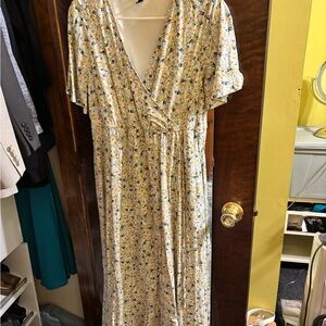 Torrid Floral Maxi Dress in Cream and Blue